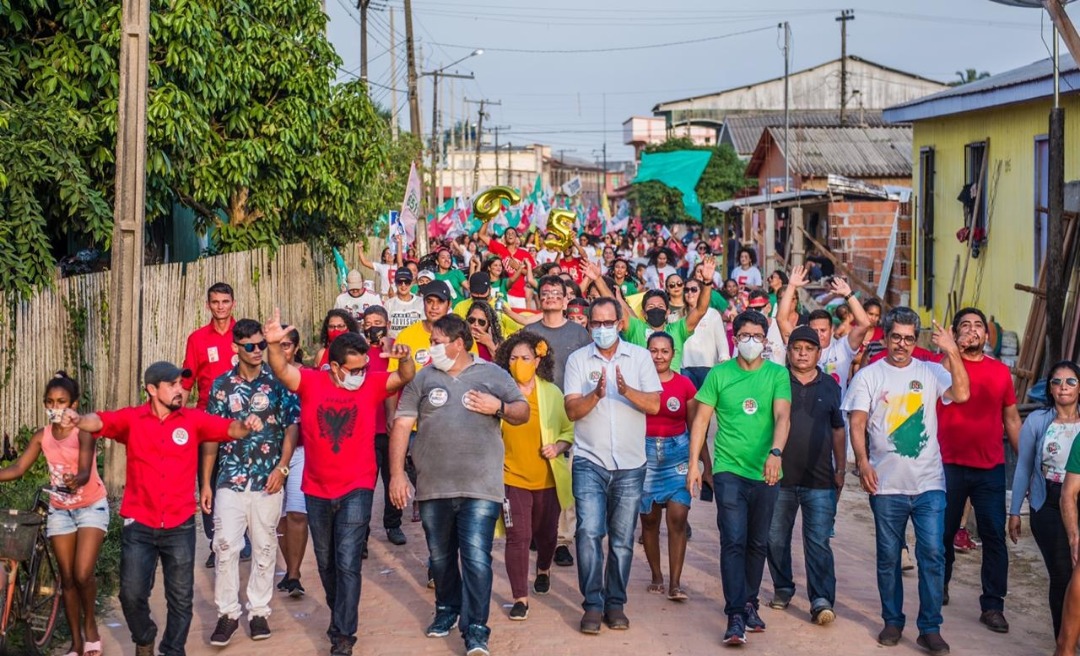 Na reta final, multidão vai às ruas de Tarauacá em apoio a Batista e Príncipe e confirma favoritismo  